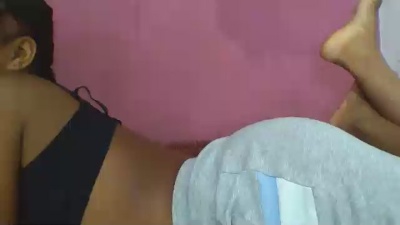 saminah3 live cam on Cam4