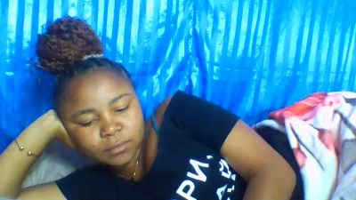 saminah3 live cam on Cam4