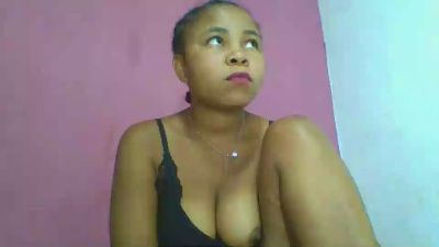 saminah3 live cam on Cam4