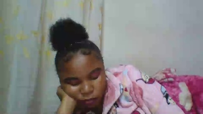 saminah3 live cam on Cam4