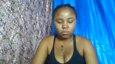 saminah3 live cam on Cam4