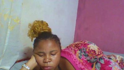 saminah3 live cam on Cam4
