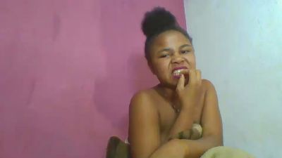 saminah3 live cam on Cam4