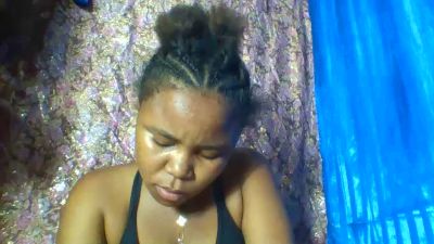 saminah3 live cam on Cam4