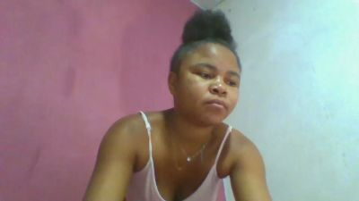 saminah3 live cam on Cam4