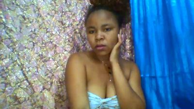 saminah3 live cam on Cam4