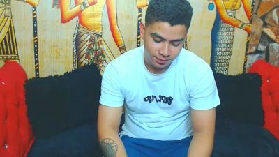 sammyJhonson7 live cam on Cam4