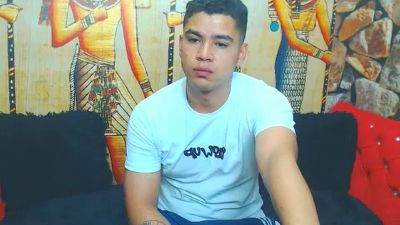 sammyJhonson7 live cam on Cam4