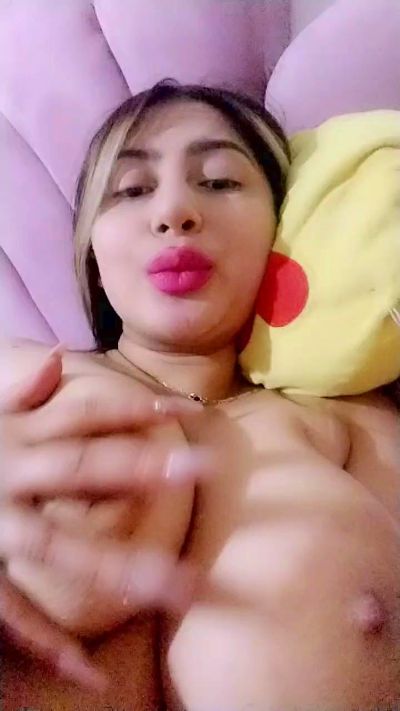 sammy_violeta52 live cam on Cam4