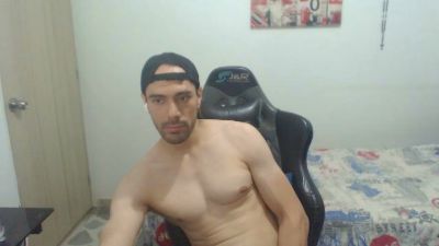 samuelgarcia_ live cam on Cam4