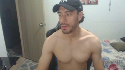 samuelgarcia_ live cam on Cam4