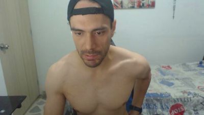 samuelgarcia_ live cam on Cam4