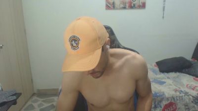 samuelgarcia_ live cam on Cam4