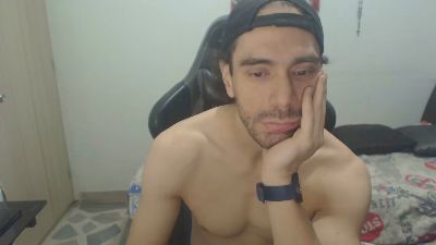 samuelgarcia_ live cam on Cam4