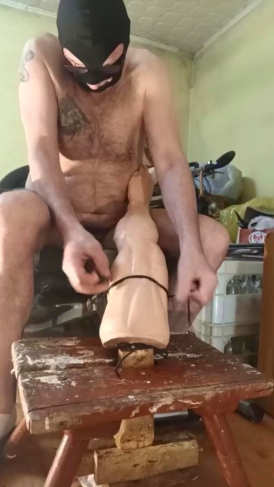 samuelson1 live cam on Cam4