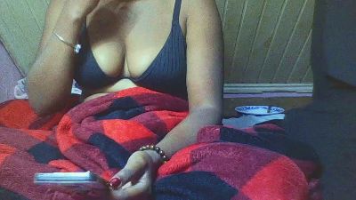 sandrina9794 live cam on Cam4