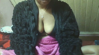 sandrina9794 live cam on Cam4