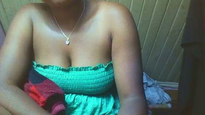 sandrina9794 live cam on Cam4