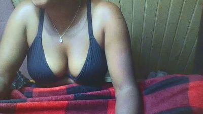 sandrina9794 live cam on Cam4