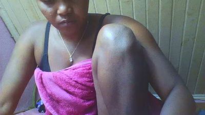 sandrina9794 live cam on Cam4