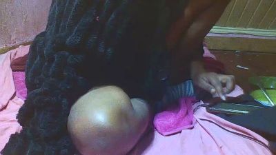 sandrina9794 live cam on Cam4