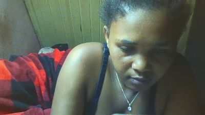 sandrina9794 live cam on Cam4