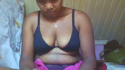 sandrina9794 live cam on Cam4