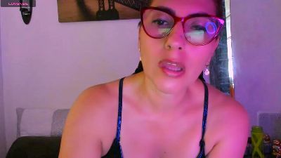 sandryloven live cam on Cam4