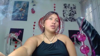 sandyfuckass live cam on Cam4