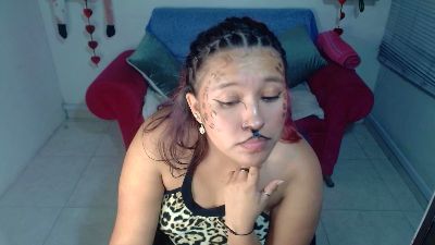 sandyfuckass live cam on Cam4