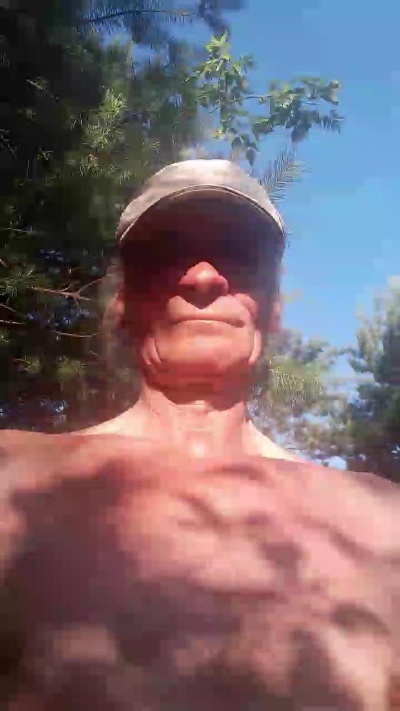 saniochek live cam on Cam4