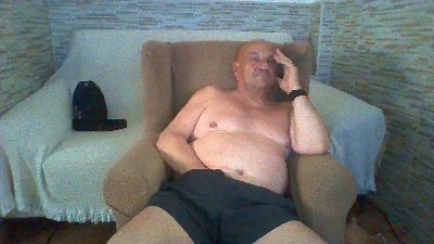 sanqui2 live cam on Cam4
