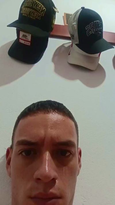 porno cam Santi1899