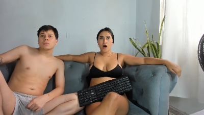santi_andcamila live cam on Cam4