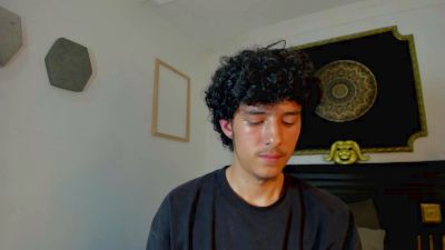 santi_twink live cam on Cam4