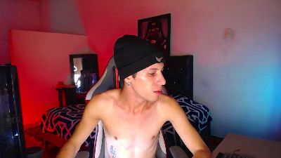 santiagocutexxx live cam on Cam4