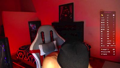 santiagocutexxx live cam on Cam4