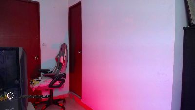 santiagocutexxx live cam on Cam4
