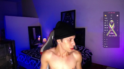 santiagocutexxx live cam on Cam4