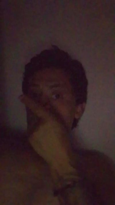 santiagomolano2 live cam on Cam4