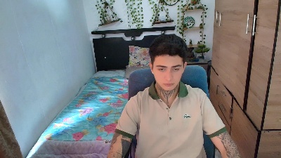 santiagoo live cam on Cam4