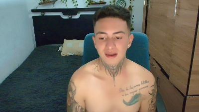 santiagoo live cam on Cam4