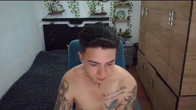 santiagoo live cam on Cam4