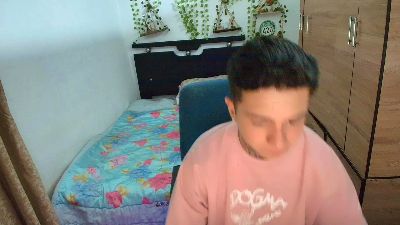 santii_ss live cam on Cam4