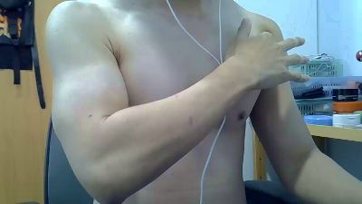 santimunez99 live cam on Cam4