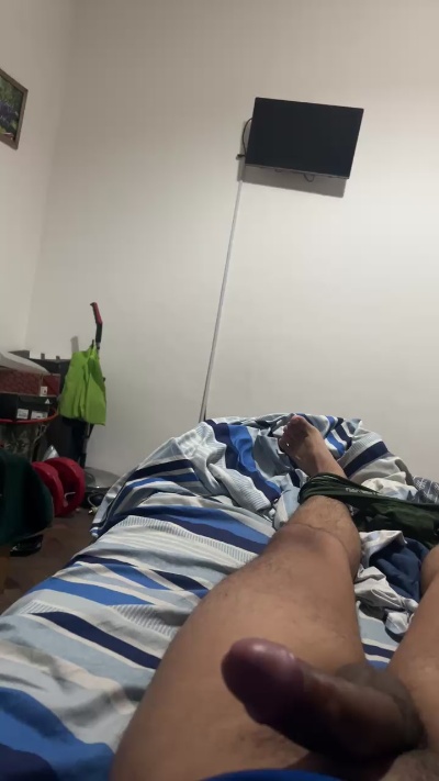Profile and Statistics for santy08 on Cam4