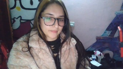 sara1103 live cam on Cam4