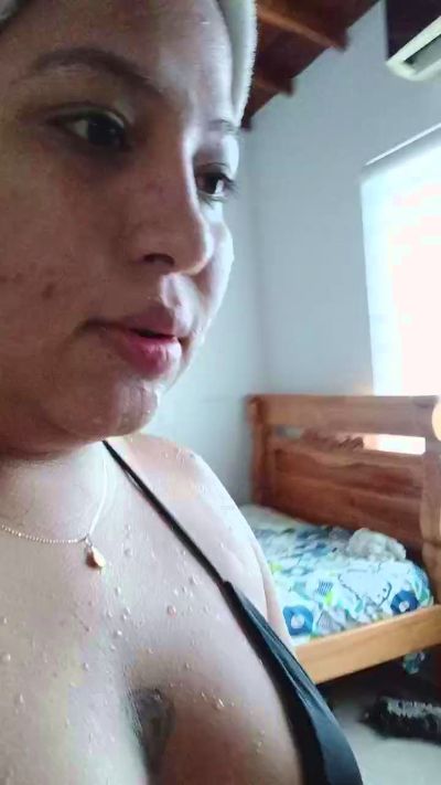 sara972 live cam on Cam4