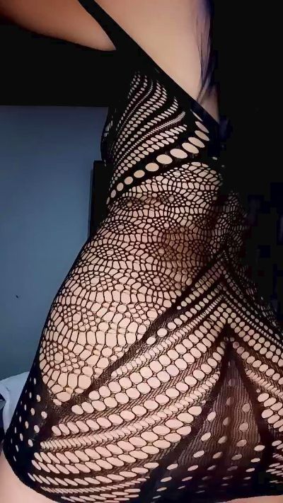 sara_jonnes live cam on Cam4