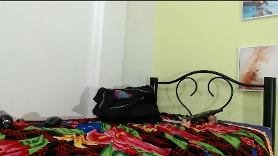 saracurvy54 live cam on Cam4